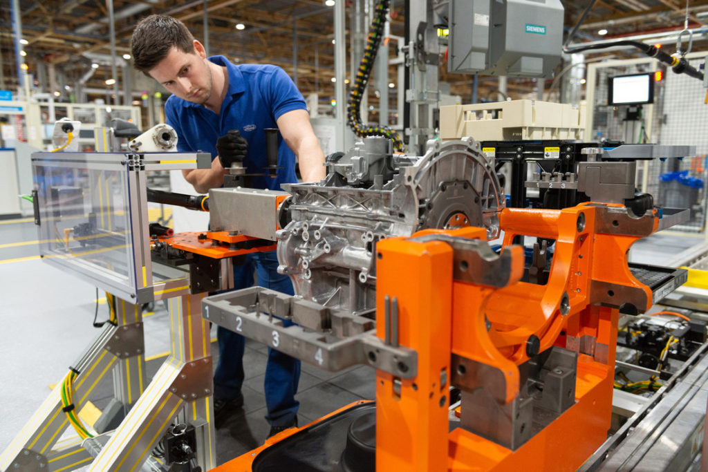 Ford begins 1.5-liter three-cylinder production at Bridgend Engine Plant 