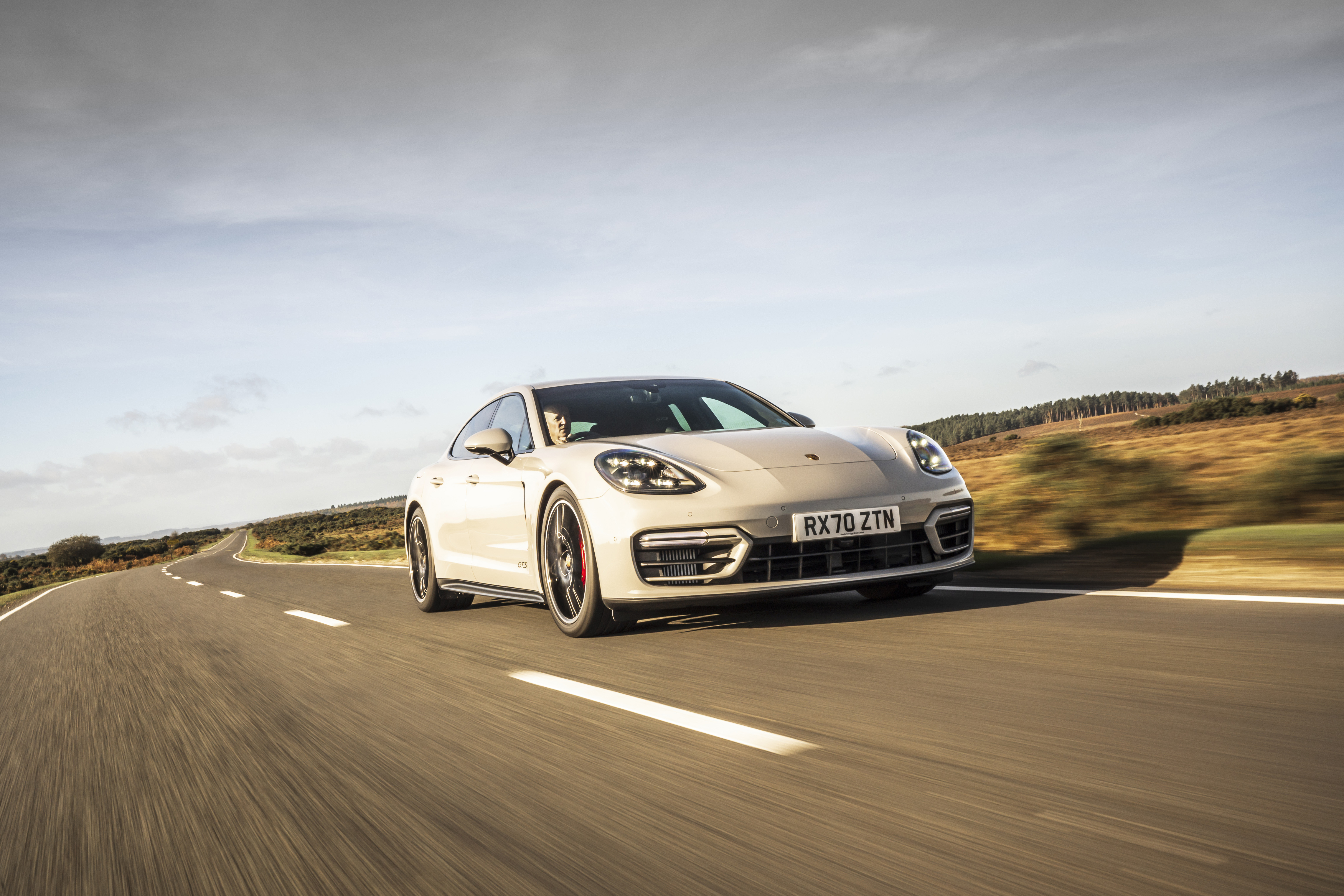 Engines on Test: Porsche Panamera GTS 4.0-liter V8